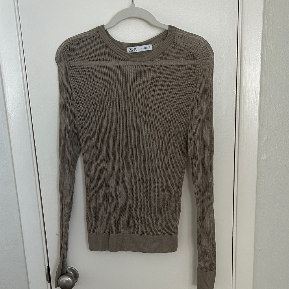 Zara Women's Taupe Crewneck Sweater